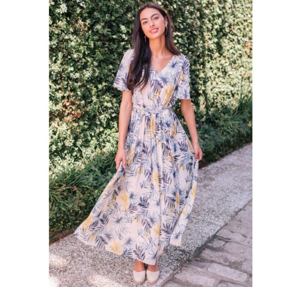 Gal Meets Glam Kiki Chiffon Flutter Sleeve Maxi Dress size 10